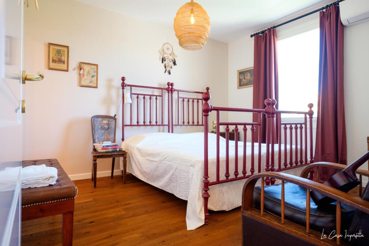 La Casa Imperfetta Apartment